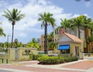 Studio Mare Ground Steps to pool @ Palmas del Mar