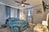 เดินไปชายหาด: Breezy Galveston แฟลตพร้อมดาดฟ้า!