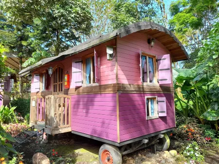 Hosteria la Roulotte - Mindo