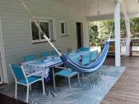 Villa  Carcans Plage 4 A 12 Personnes - Piscine 27° Borne Auto Wifi Hotels in Carcans