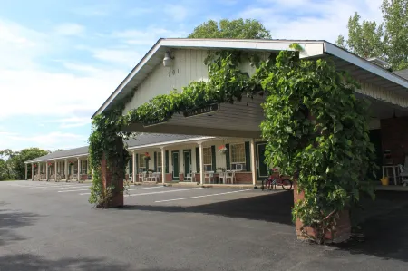 Auberge - Motel le Pigeonnier