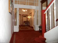 Hotel Seeufer فنادق في Dersau