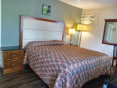 Maple Leaf Motel Hotels in Washington