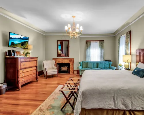 InnBuffalo Off Elmwood Hotels in Buffalo