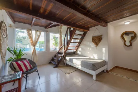 Hotel Caracol Puerto Morelos