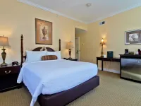 The Hotel Northampton Hotels in Hampshire County