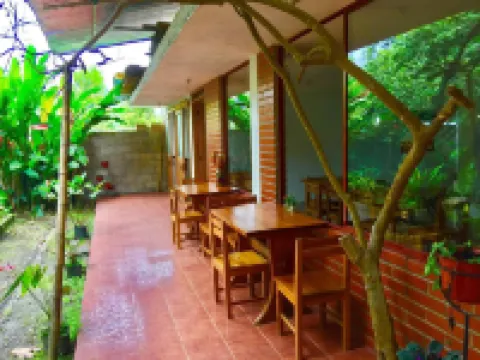 Cabañas Armonía y Jardín de Orquideas Hoteles en Mindo