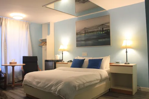 Motel des Pays d'En Haut Hotels in Val-David