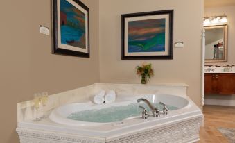 The Oakwood Inn
