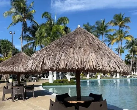 コラル OHS ホテル & マリーナ エン トゥカカス ムンシピオ・アウトノモ・シルバのホテル