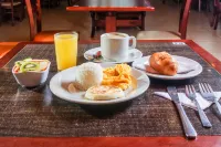 Hotel Basan Plaza - breakfast