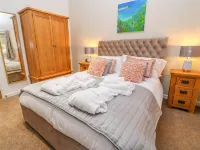 1 Lake View Hotels in Lanreath