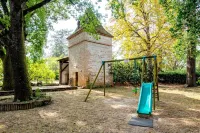 Logis Hotels - Au Colombier du Touron Hotel di Nerac