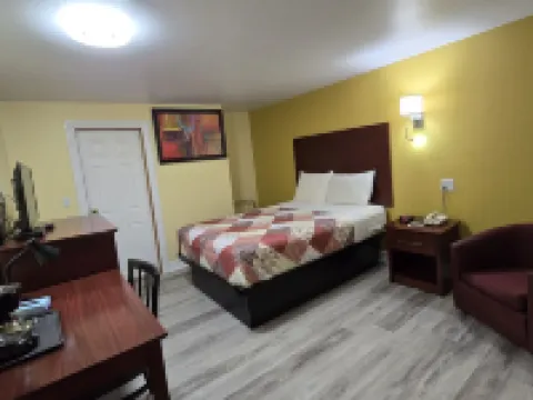 Deep River Motel Hotels in Deep River