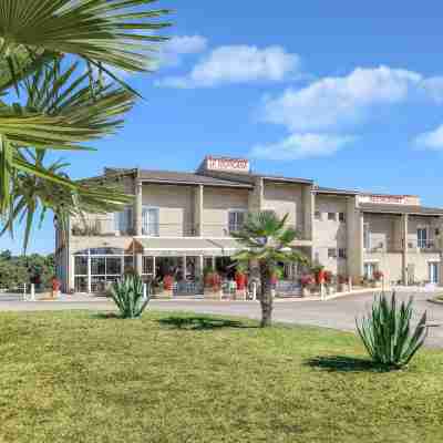 Logis Hôtel le Tropicana Hotel Exterior