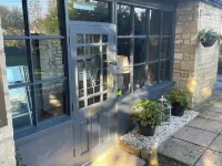 Burford Lodge Hotel - Adults Only - parking