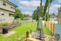 Near Campus & Dtwn! Dog-Friendly Dayton Retreat - Homestays