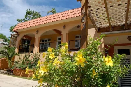 Villa Coral Guesthouse
