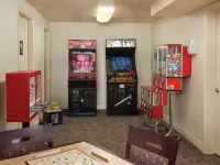 Family Getaway-Skiing, Ice Castles & Golf Course 2204 Apts