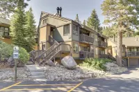Quiet Mammoth Lakes Condo w/ Fantastic View!