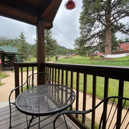 Mountain Shadows Resort