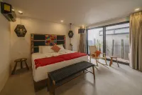 Punta Agave Suites