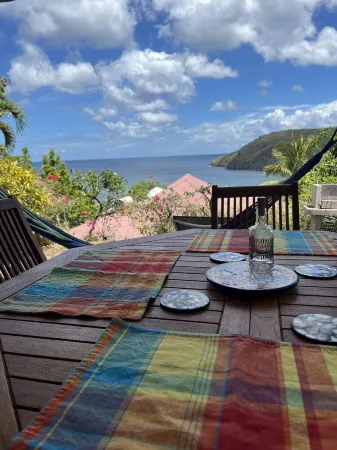 À 10 mn à Pied de la Plage, T3 Jardin vue mer Отели в г. Лез Анс-д'Арле