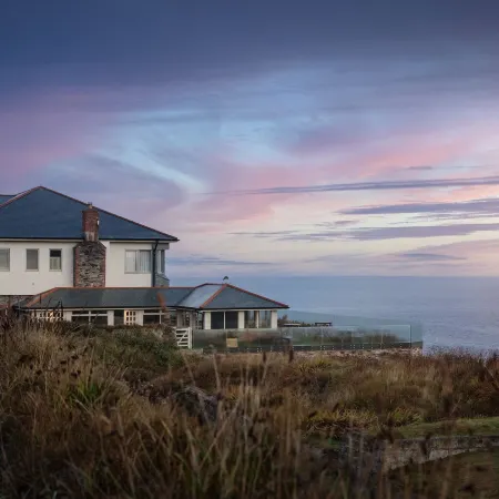 The Lewinnick Lodge