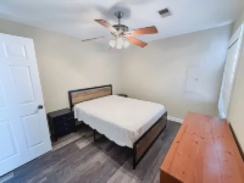 Penthouse- Rehoboth Beach -3 Bedroom with Private Deck Hotels in 