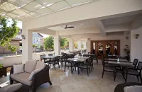 Montana Hotel - Suối nước nóng
