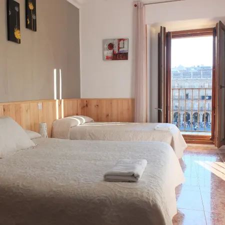Los Angeles Plaza