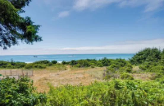 Oceanfront Smith River Cottage Beach Access!