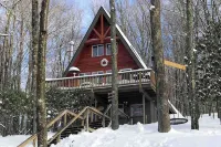 1 Mi to Beech Mtn! Family Retreat with Hot Tub