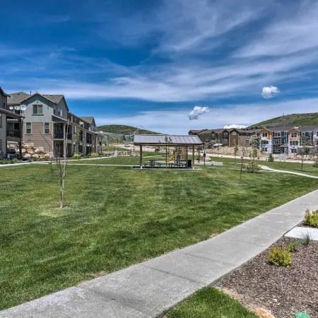 New-Build Townhome about 6 Mi to Park City!