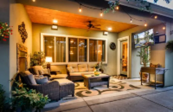 Luxury Vacation Villa with Salt water Pool and Spa.