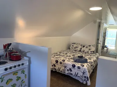 Loft at the Beach 1 Bedroom Apts by RedAwning Hotels near Embry-Riddle Aeronautical University