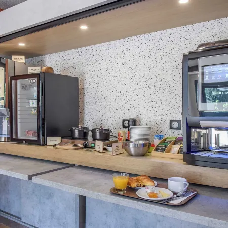 B&B Hôtel Nîmes Caissargues