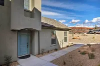 Utah Home w/ Pool Access: Near St George & Zion! - Хоумстей