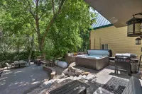 Provo Canyon Cabin 'Treehouse' w/ Mountain Views - Balkoner