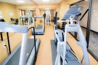 Clarion Inn Elmhurst - Oak Brook Near I-88 I-290 I-294 - Kuntosalit