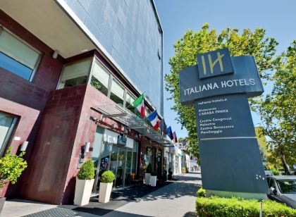 科森沙假日飯店