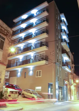 J'Me Boutique Hotel - Adults Only Отели в г. Сент-Джулианс