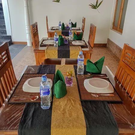 White Villa Beach Resort Отели рядом с достопримечательностью «Форт Матара»
