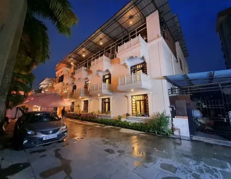 Hotel Tourist Inn by Sagar Отели в г. Силигри