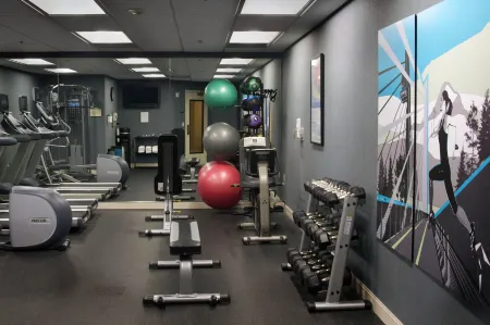 The Paramount Hotel Portland Отели рядом с достопримечательностью «Парк Милл Эндс»