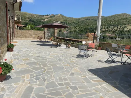 Casale Conti Отели в г. Serramezzana