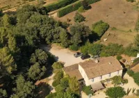 Bastide Cedrea Hotels in Pertuis