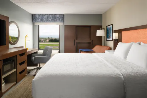 Hampton Inn Chambersburg - parking