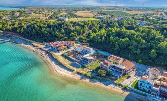 Elpiniki Luxury Rooms