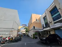Sare Hotel Hotels in Buduran